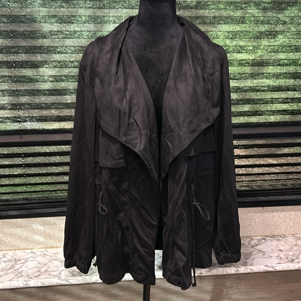SHEIN Curve Women’s Black Waterfall Collar‎ Drawstring Waist Jacket 1XL NWT - Picture 7 of 10